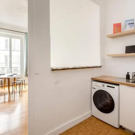 Sleepoo - Paradise 8 Paris